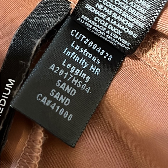 Koral Lustrous Infinity High Rise Legging - Picture 6 of 16